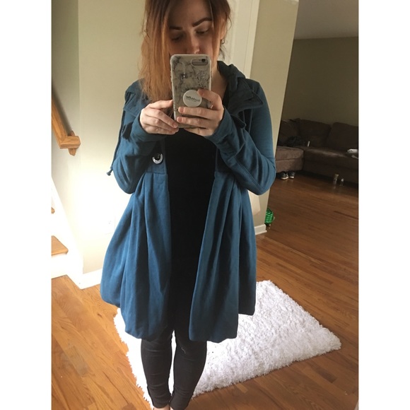 NWOT BCBG Coat - Picture 6 of 8